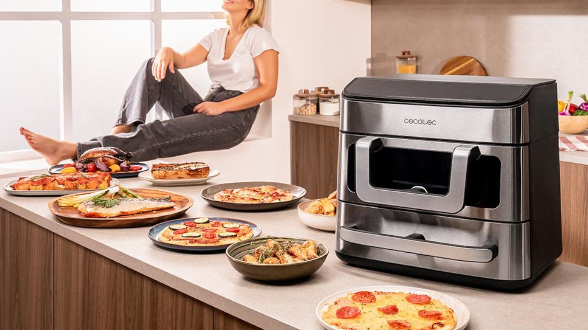 Esta freidora de aire de 9L hace pizzas como un horno de piedra y cocina dos platos a la vez