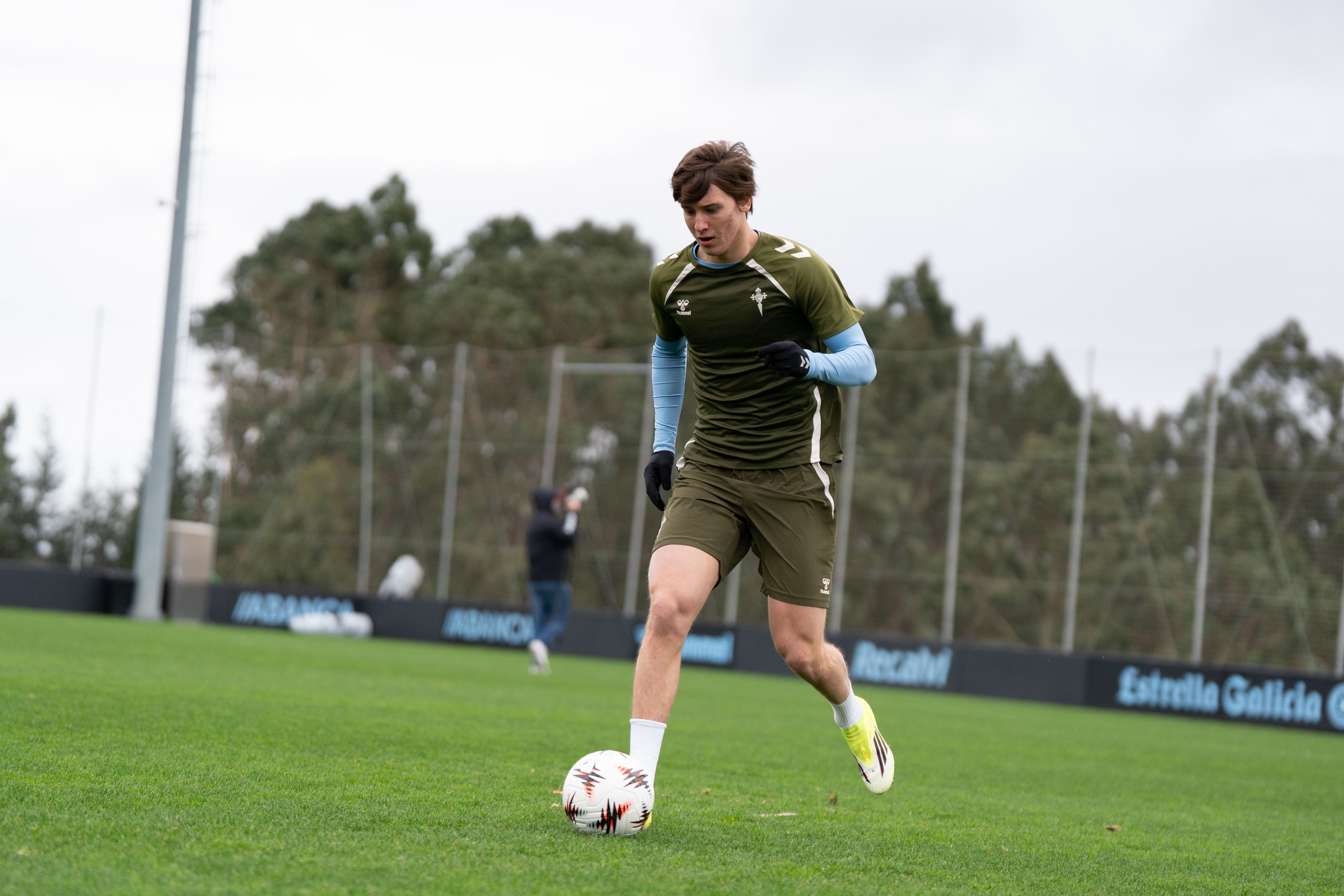 Fer López en la Ciudad Deportiva Afouteza