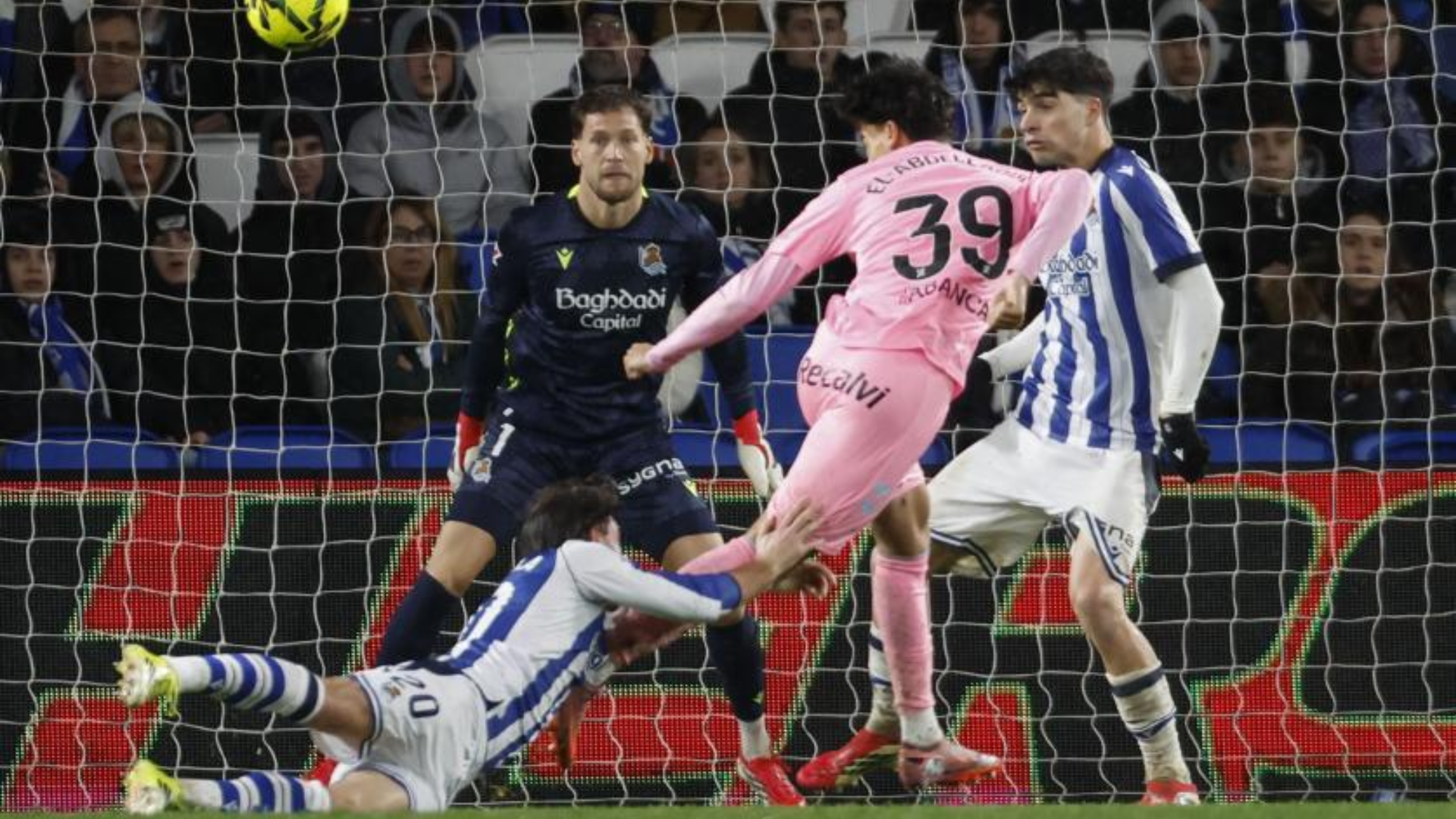 Jones El-Abdellaoui ante la Real Sociedad