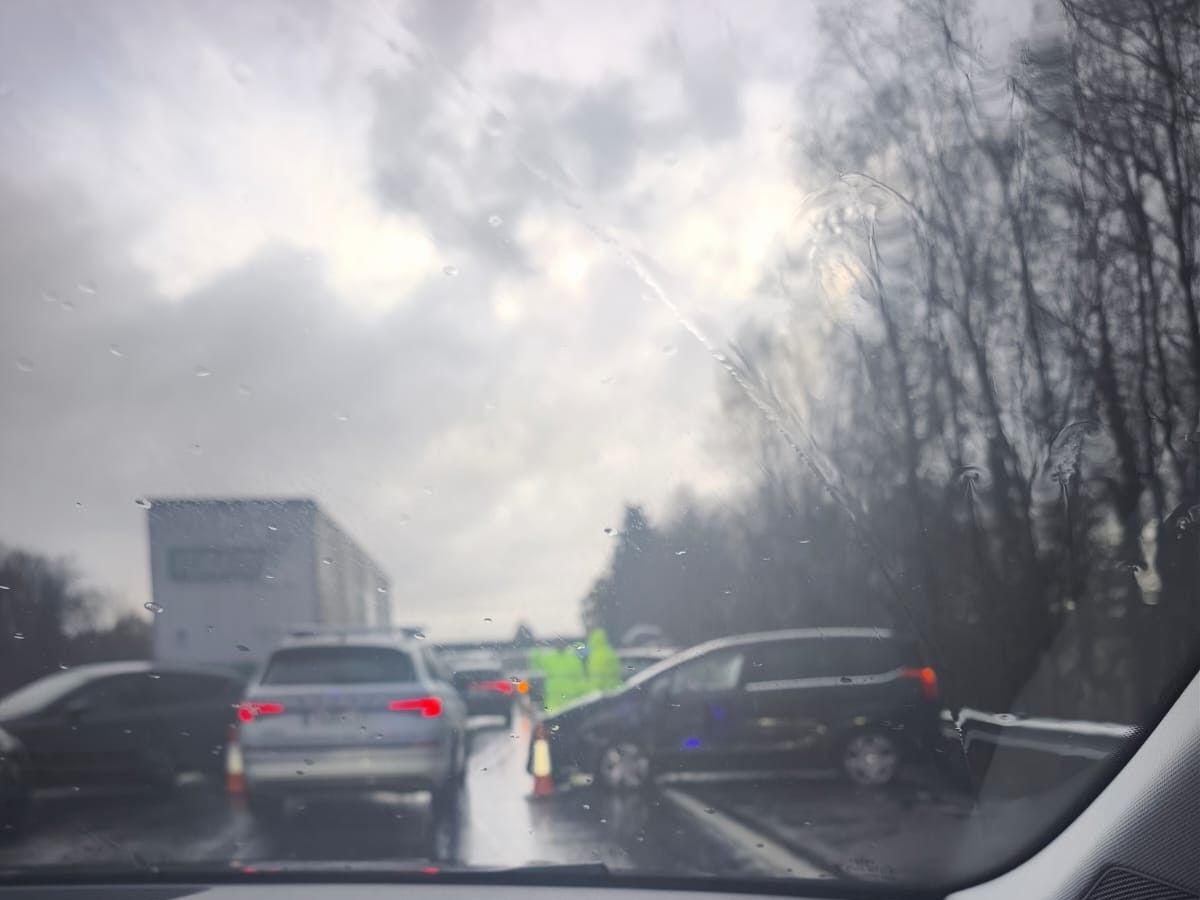 La posible causa del accidente pudo ser una intensa granizada que cayó en la zona en ese momento