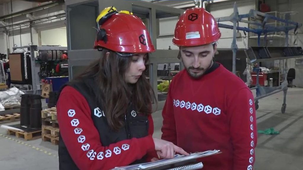 Las mujeres consiguen más empleos que los hombres en 2025