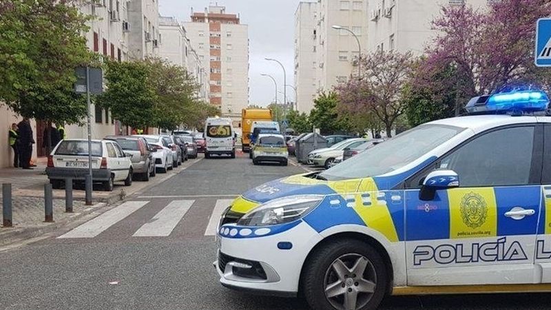 Un camión atropella a una niña de nueve años en un paso de peatones en ...