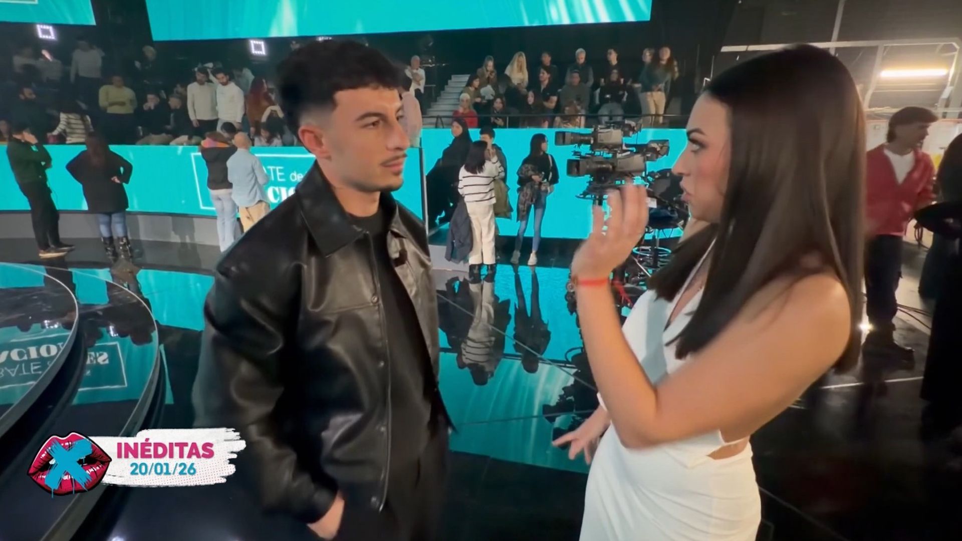 Las imágenes inéditas de Juanpi, muy preocupado ante la posible infidelidad de Mara tras el debate final de 'LIDLT 9': "Como me la hayas liado..."