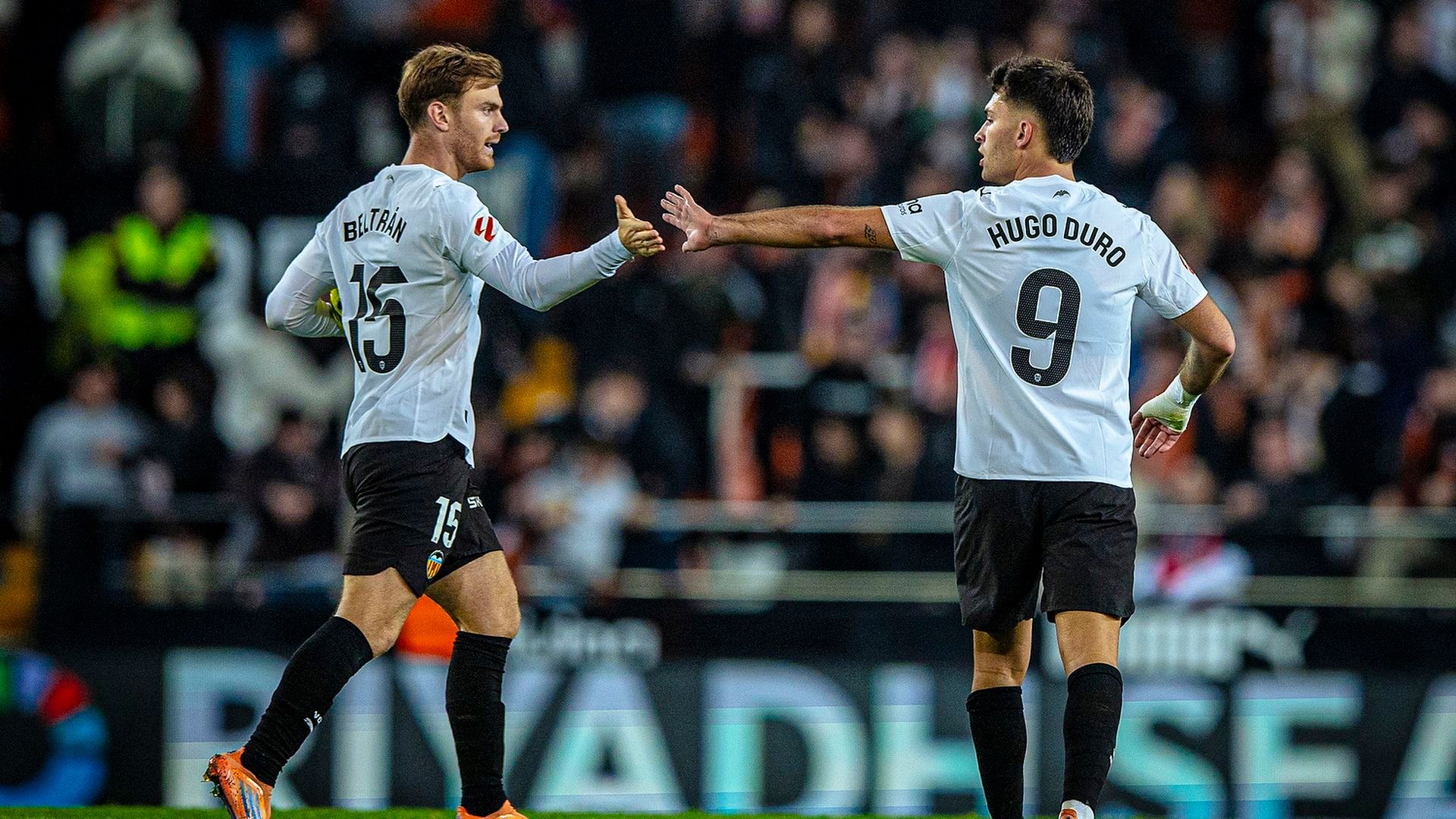 Lucas Beltrán y Hugo Duro ante el Mallorca