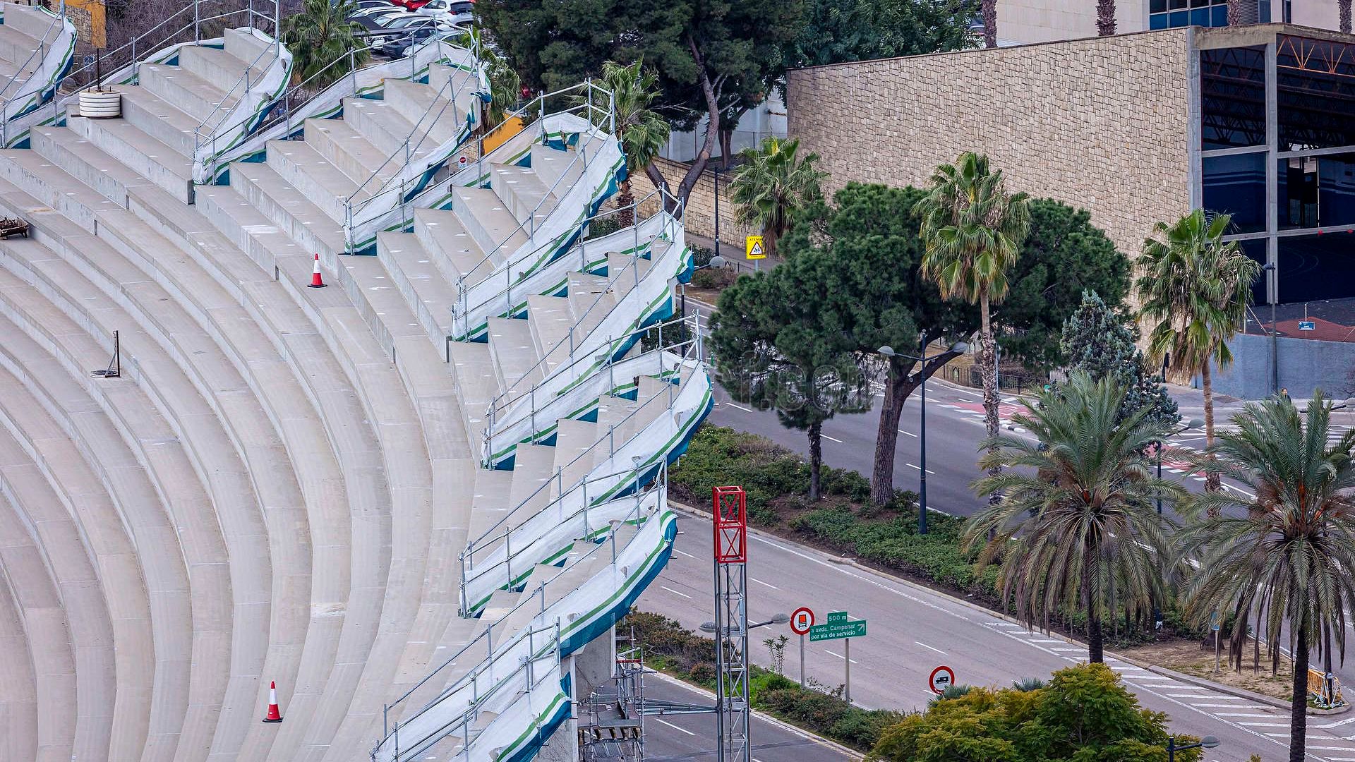 Novedades en las obras del Nou Mestalla: llegan las primeras torres de escaleras