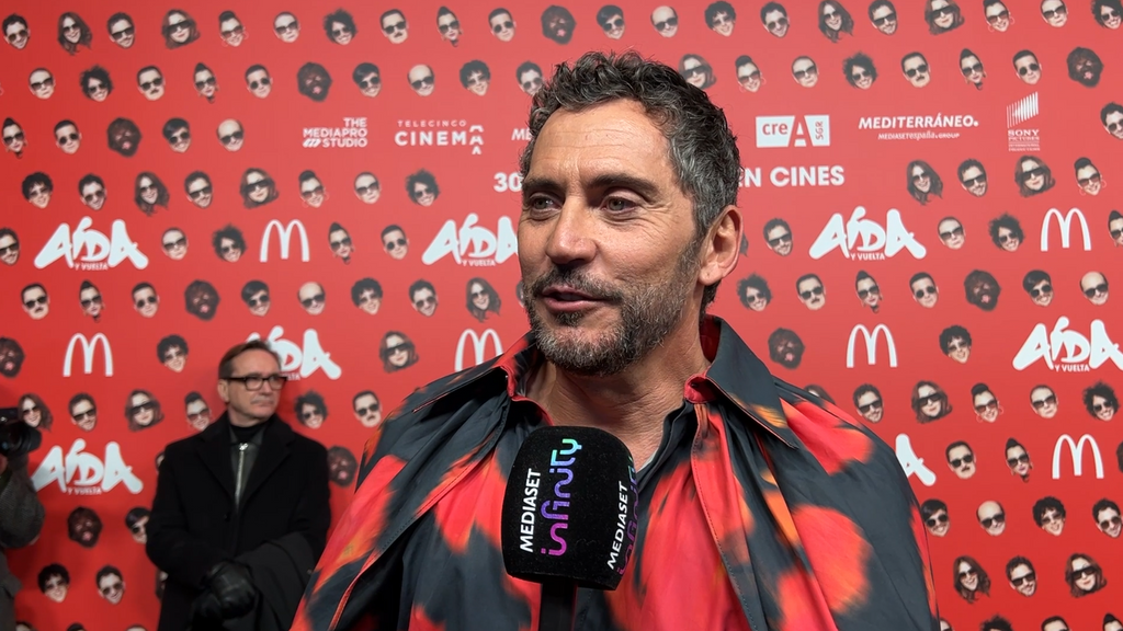 Paco León explica cómo se siente trabajando como director