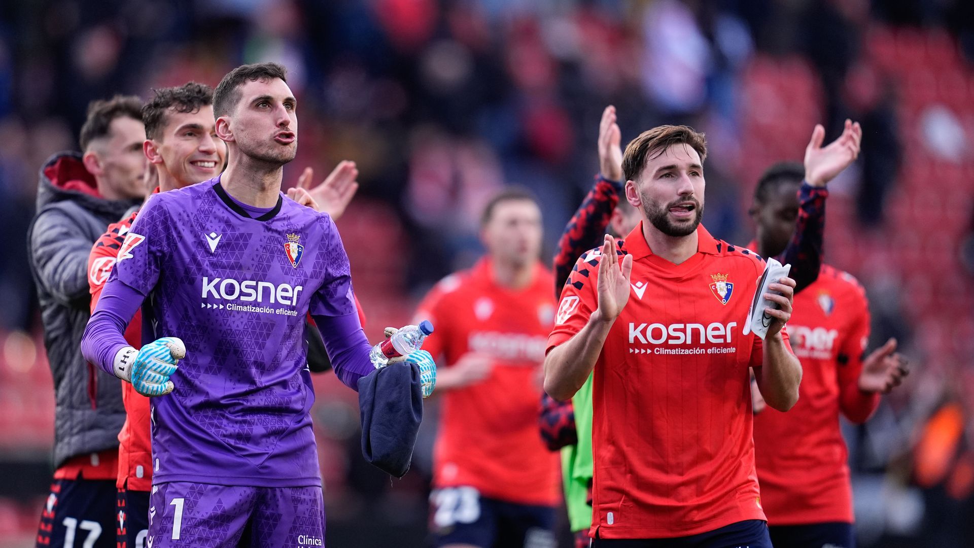 Sergio Herrera y Moncayola celebrando la última victoria de Osasuna en LALIGA EA Sports Sergio Herrera y Moncayola celebrando la última victoria de Osasuna en LALIGA EA Sports