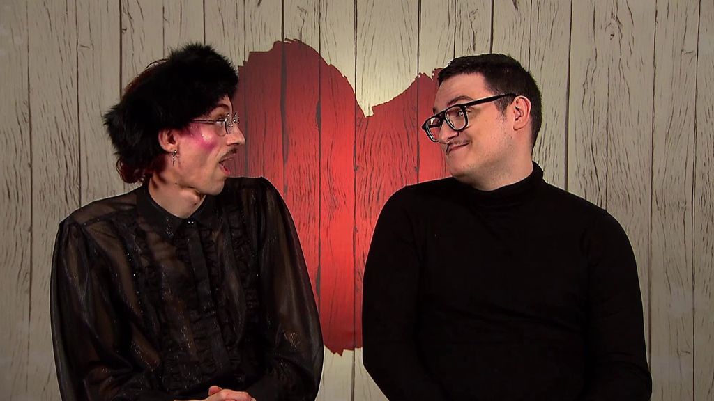 Un soltero de 'First Dates' deja mudo a su cita al desvelar el motivo de peso por el que no quiere seguir conociéndolo