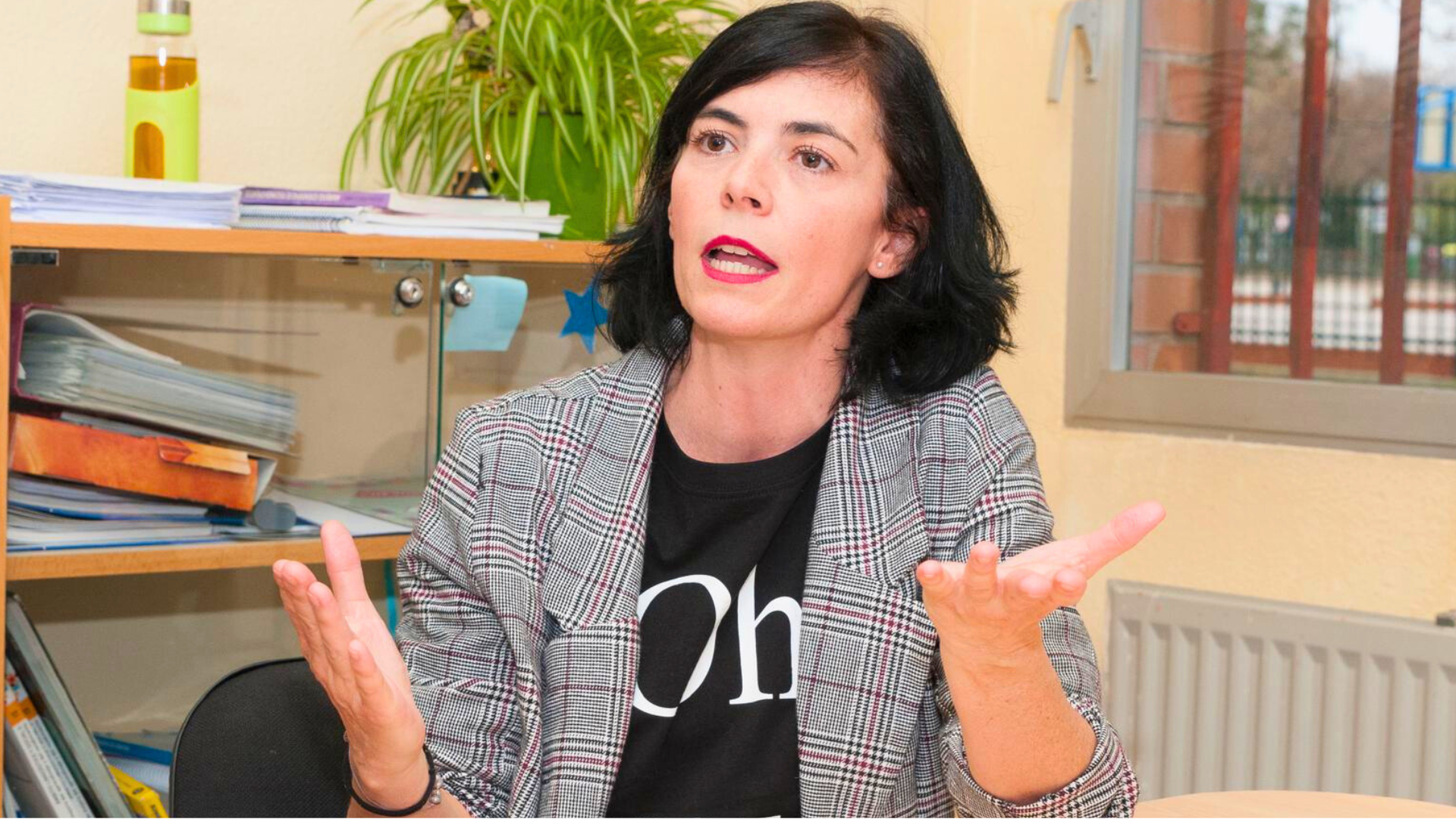 Ana Hernández, profesora del IES Julio Verne, candidata al Global Teacher Prize Ana Hernández, profesora del IES Julio Verne, candidata al Global Teacher Prize