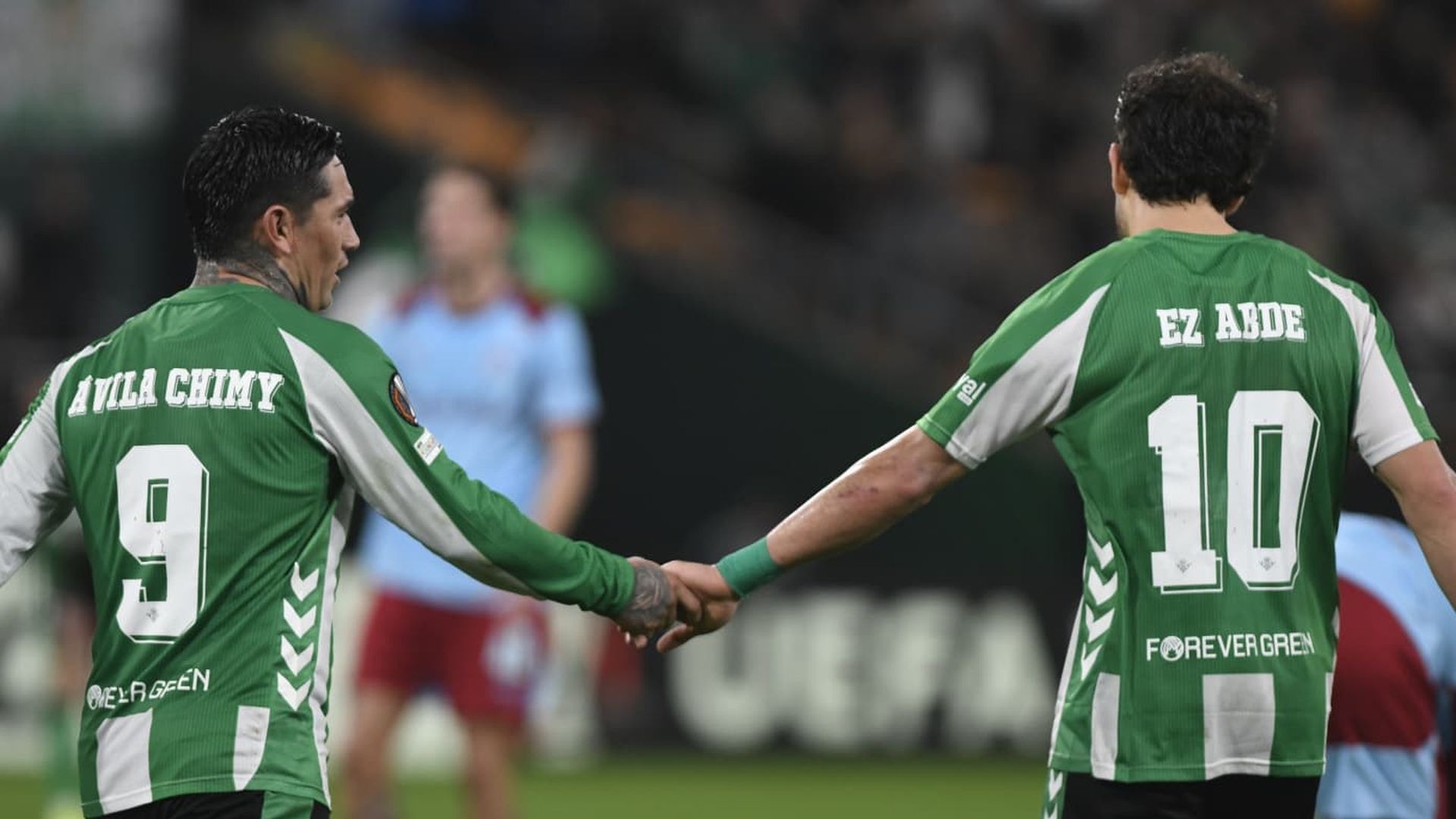 Chimy Ávila y Ez Abde, en el Betis - Feyenoord. Chimy Ávila y Ez Abde, en el Betis - Feyenoord.