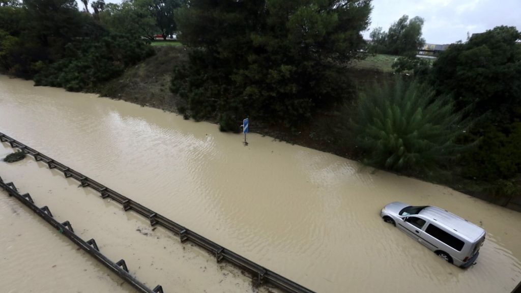 La lluvia y la nieve mantendrá en alerta a una docena de comunidades y carreteras