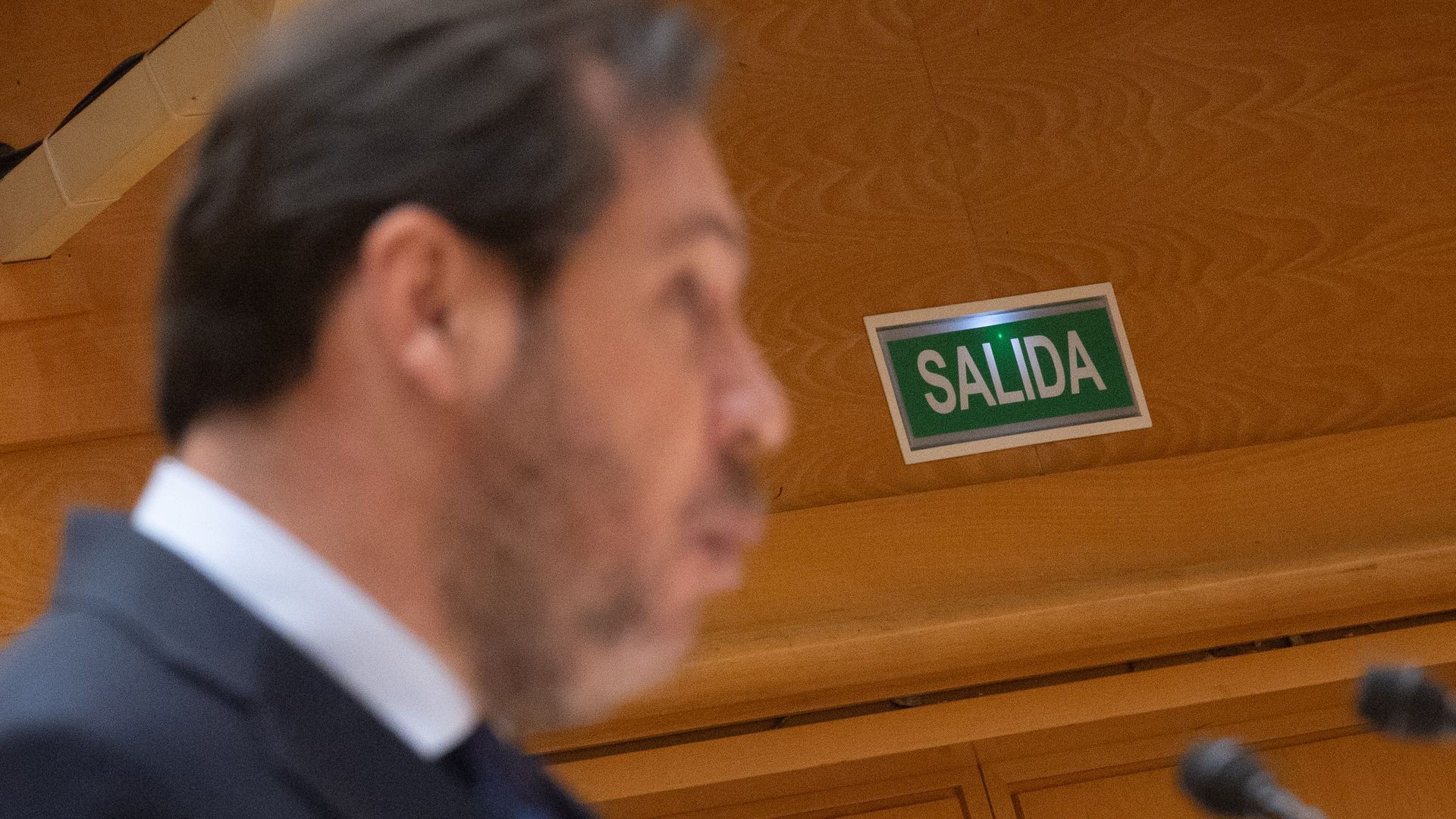 Óscar Puente se enfrenta a la oposición que le reclama en el Senado su dimisión por la crisis ferroviaria