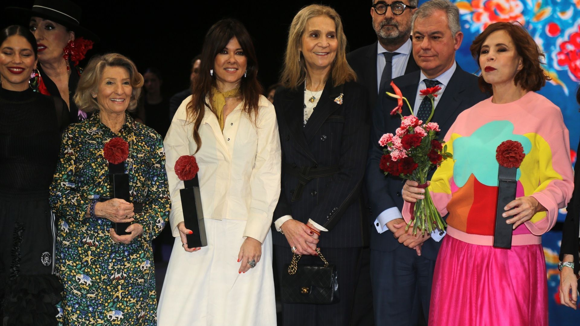 Rossi de Palma, Vanesa Martín, la infanta Elena y Ágatha Ruiz de la Prada inauguran la Semana Internacional de la Moda Flamenca