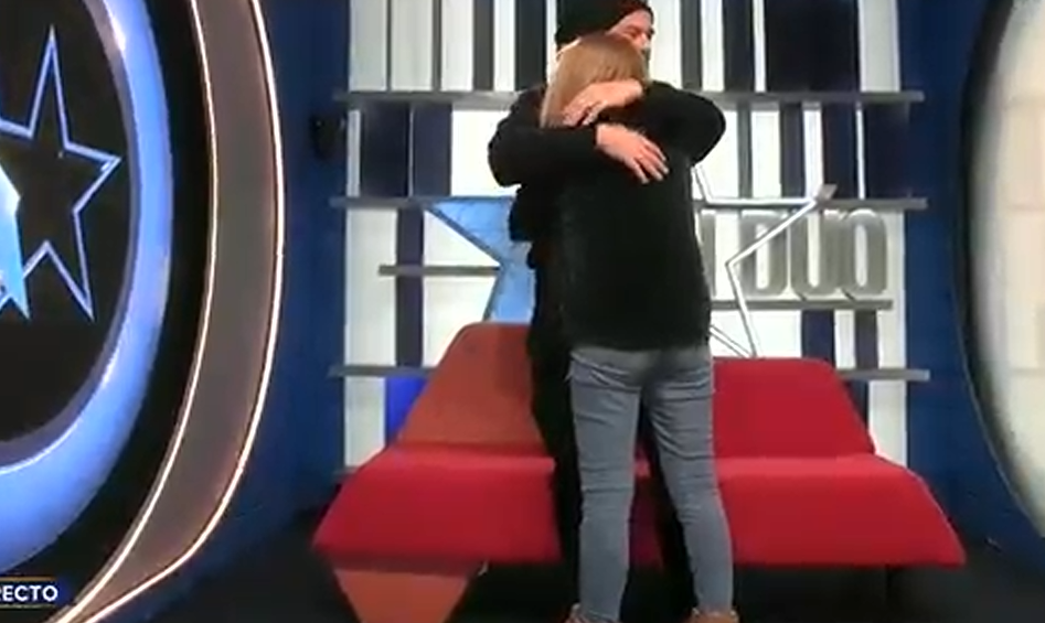 Abrazo Carlos-Belén