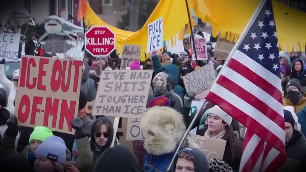 Aumenta la tensión por el ICE en EEUU: varios manifestantes se concentran a las puertas del centro de detención de inmigrantes de Minneapolis