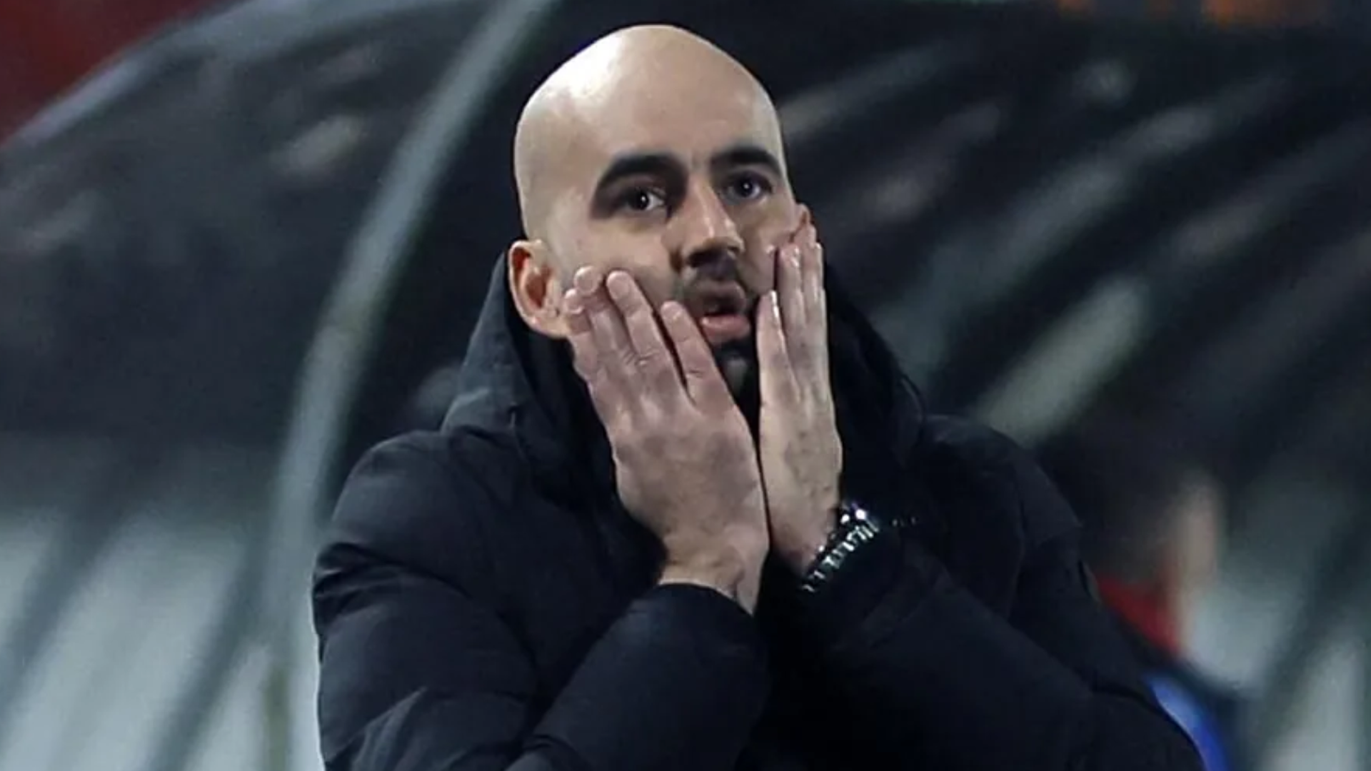 Claudio Giráldez ante el Estrella Roja Claudio Giráldez ante el Estrella Roja