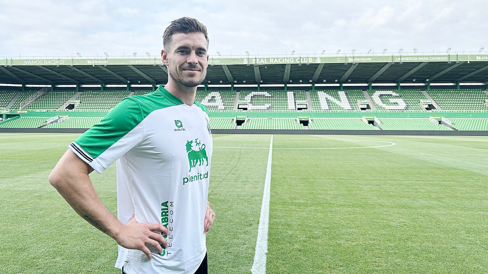 Clément Michelin, en su presentación como jugador del Racing.
