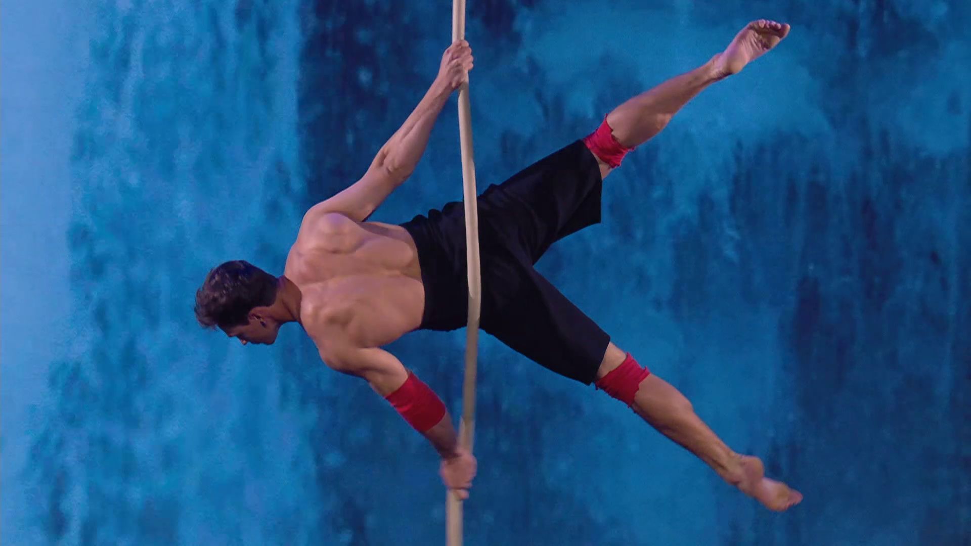 El show circense de Maksym Vakhnytskyi sobre una cuerda Got Talent Temporada 11 Top Vídeos 70