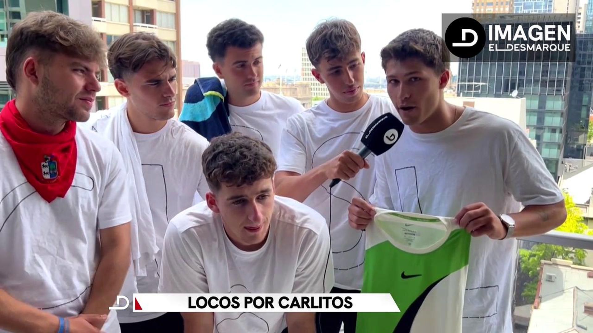 Los españoles que animan a Alcaraz en Melbourne