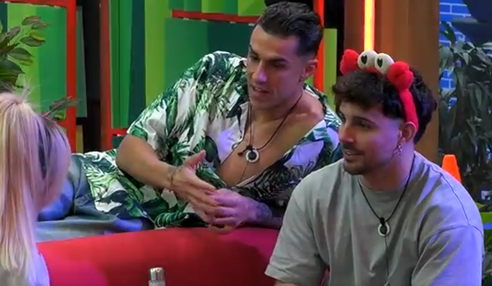 Sonia, de charleta con Manuel y Andrea