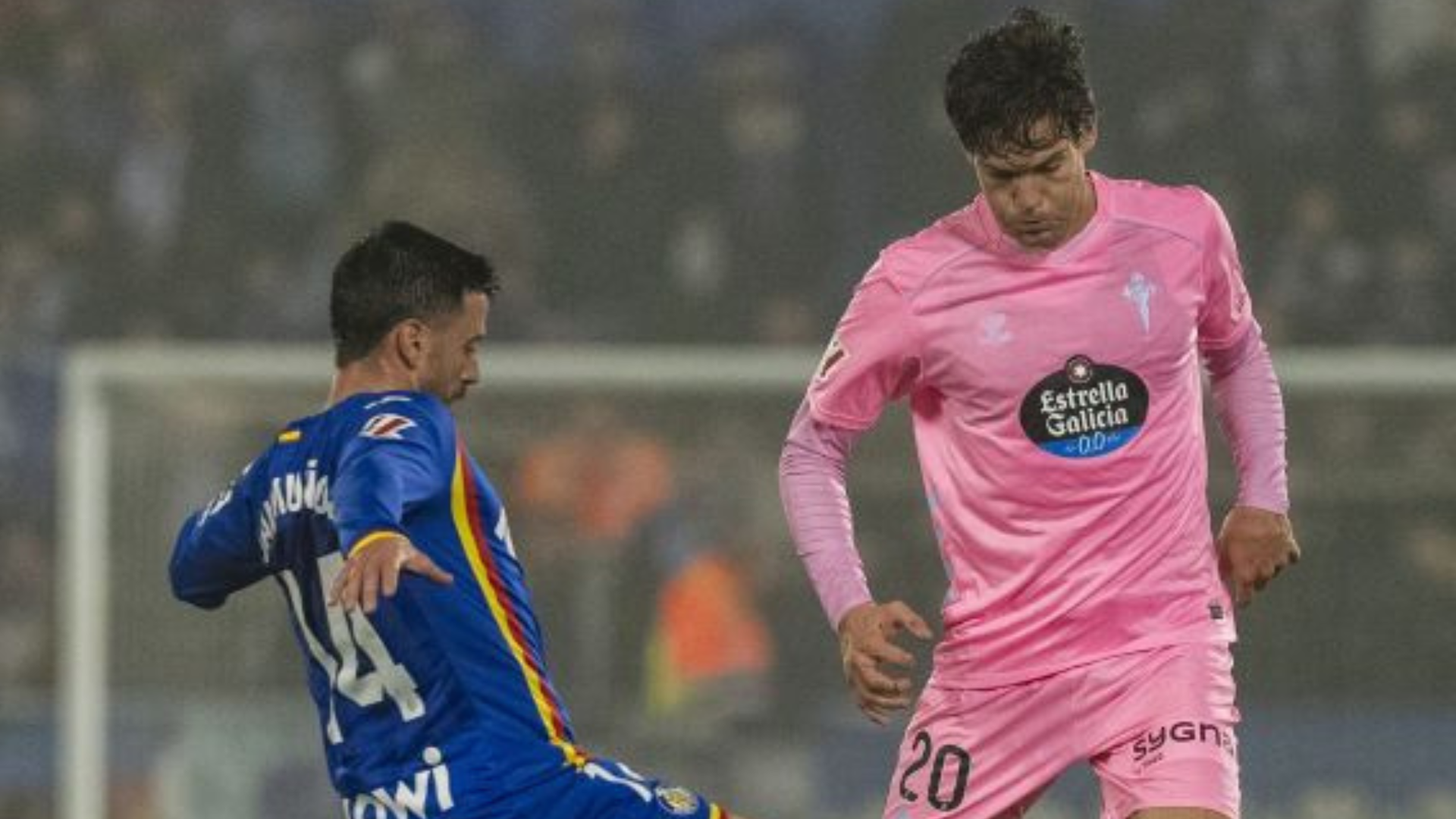 Marcos Alonso ante el Getafe Marcos Alonso ante el Getafe