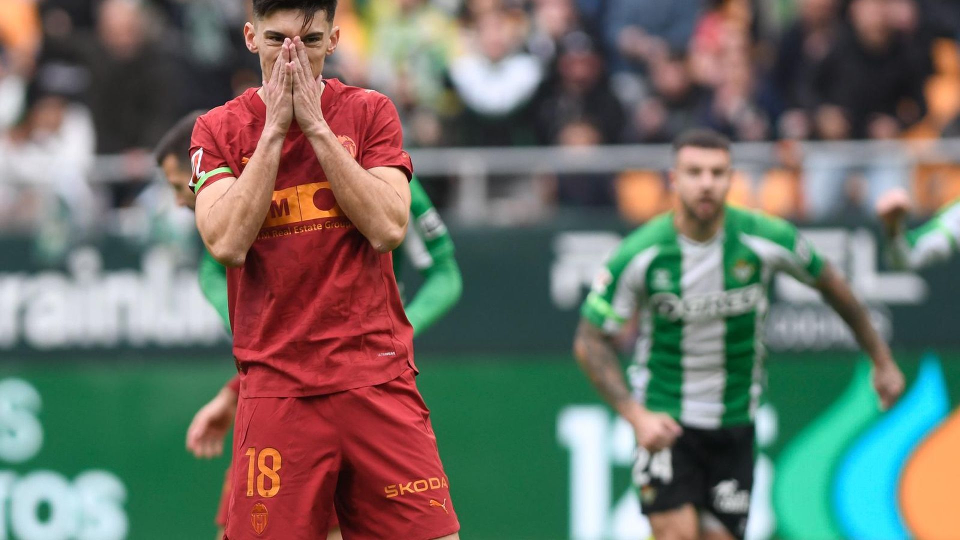 Pepelu falla su penalti ante el Betis Pepelu falla su penalti ante el Betis