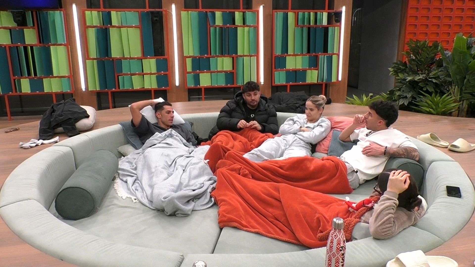 Andrea, Manuel, Gloria, Juanpi y Sandra