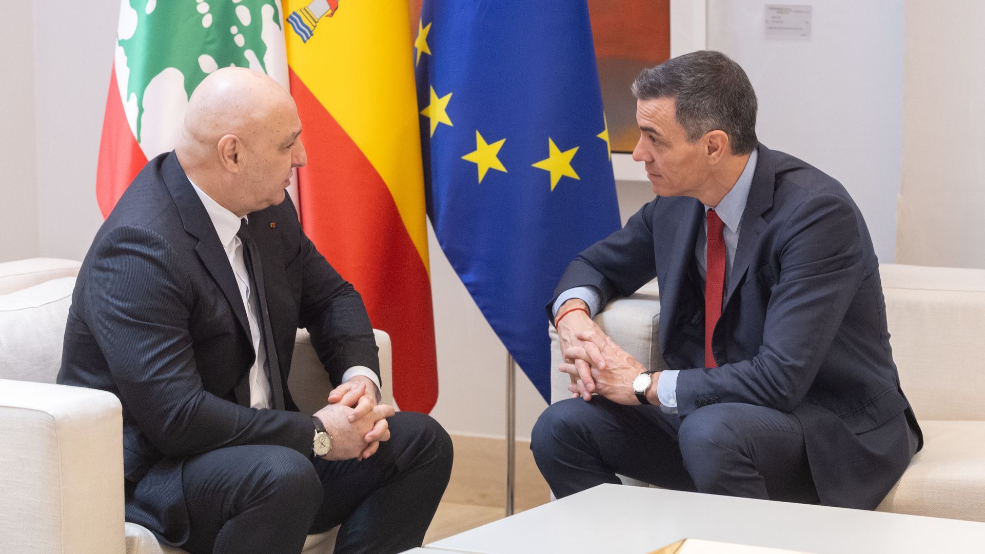 EuropaPress_7260457_presidente_gobierno_pedro_sanchez_recibe_presidente_libano_joseph_aoun