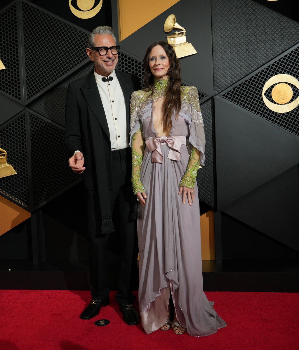 Jeff Goldblum y Emilie Livingston