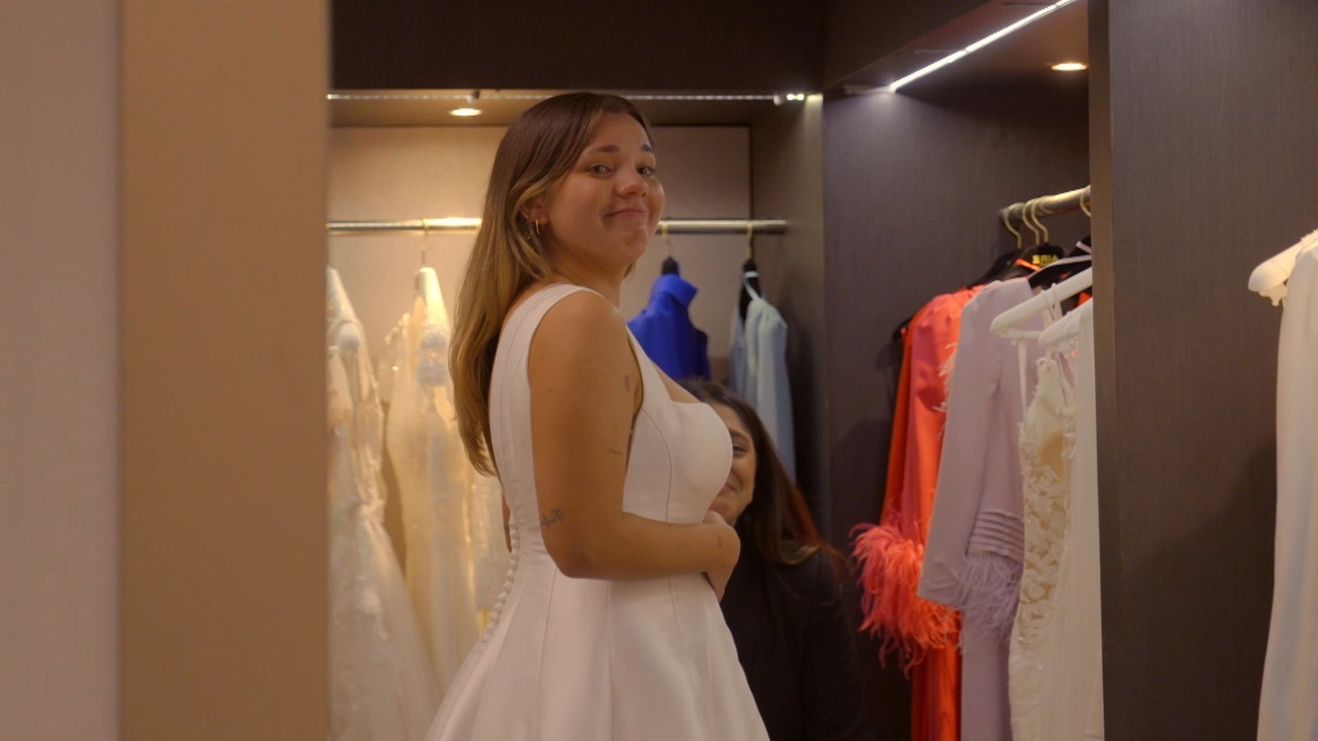 Luciana vive un complicado momento en su prueba del vestido, a la que no es acompañada por su padre: “Es un pilar fundamental para mí”