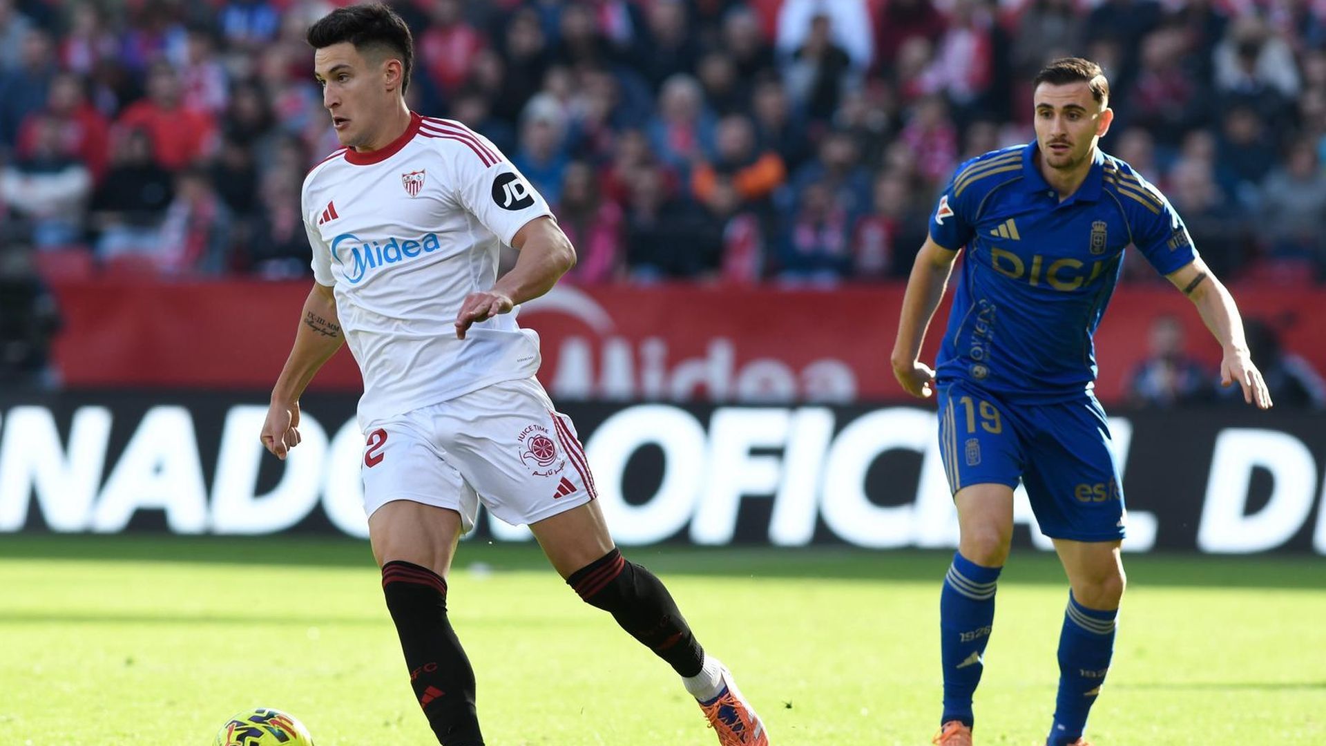 Andrés Castrín, en el Sevilla-Oviedo Andrés Castrín, en el Sevilla-Oviedo