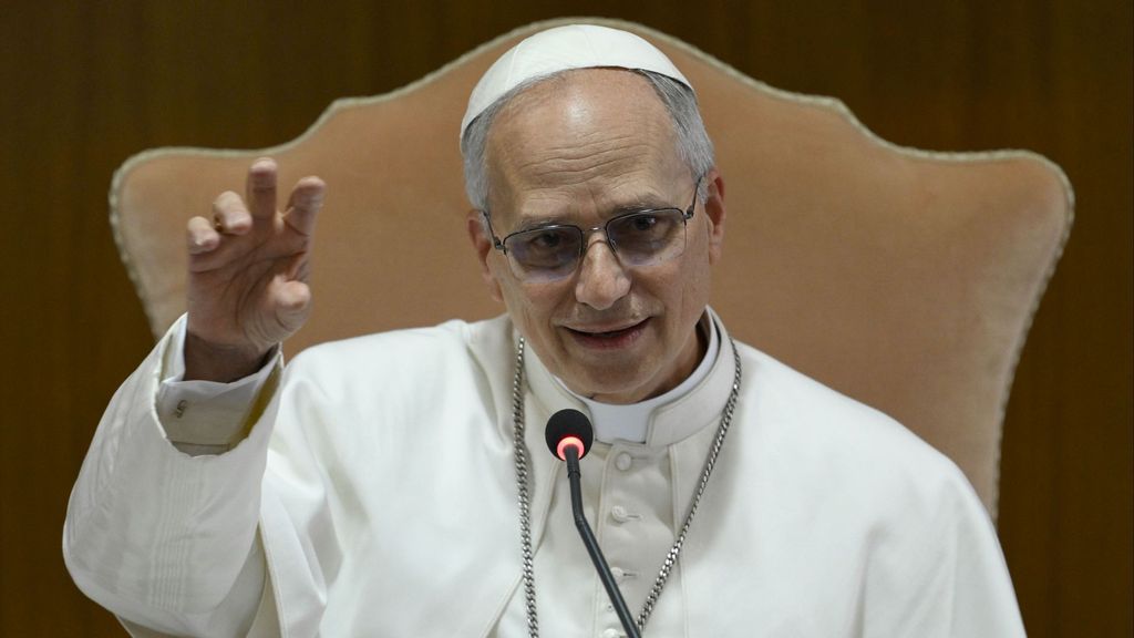 El papa León XIV mantiene continuos contactos con los cardenales y con la jerarquía vaticana para diseñar cómo quiere que sea su pontificado
