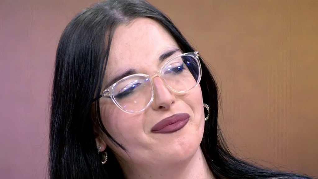 La dura historia de Laika sobre su transición y el abandono de su padre