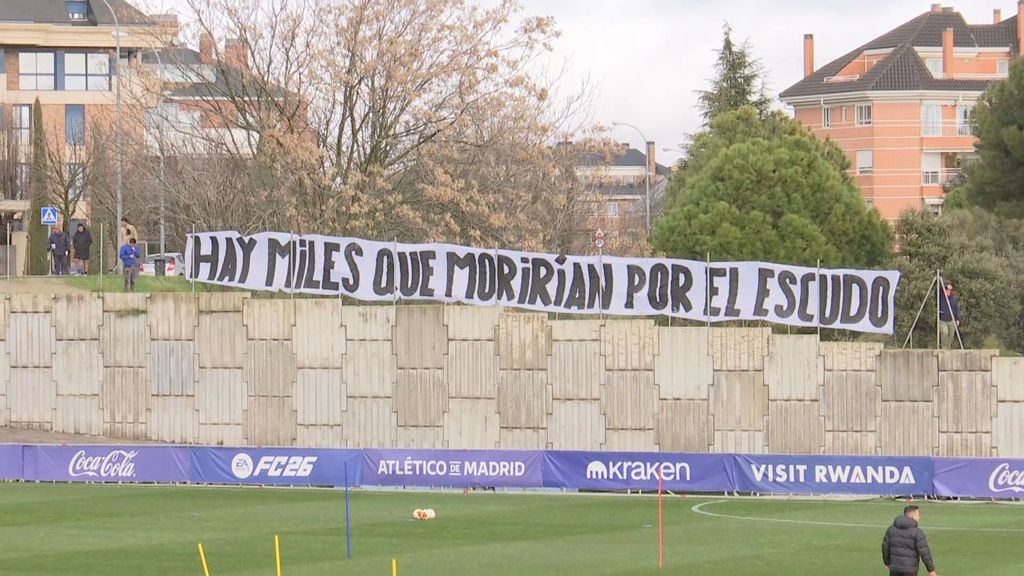 El Frente Atlético, presente en el entrenamiento