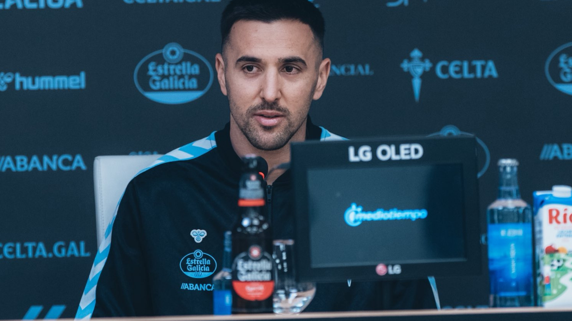 Matías Vecino en su presentación como jugador del Celta Matías Vecino en su presentación como jugador del Celta