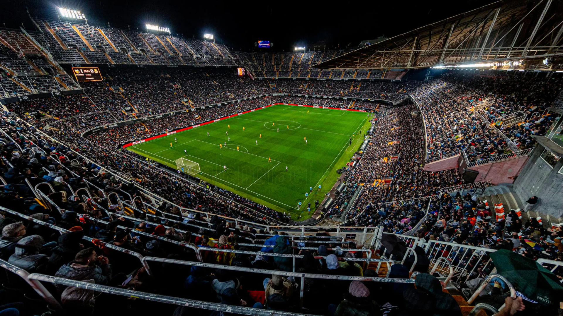 Mestalla lleno de noche Mestalla lleno de noche
