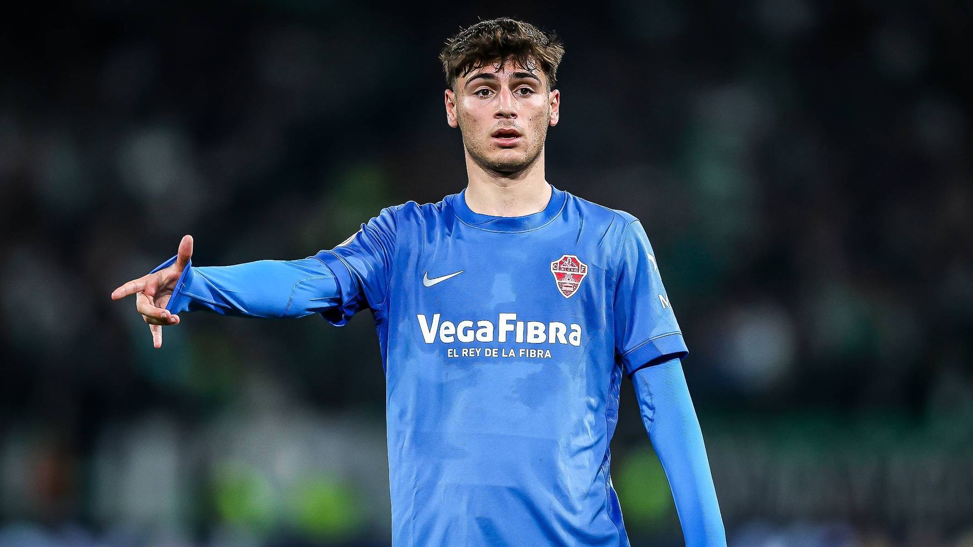 Rodrigo Mendoza durante un partido del Elche Rodrigo Mendoza durante un partido del Elche