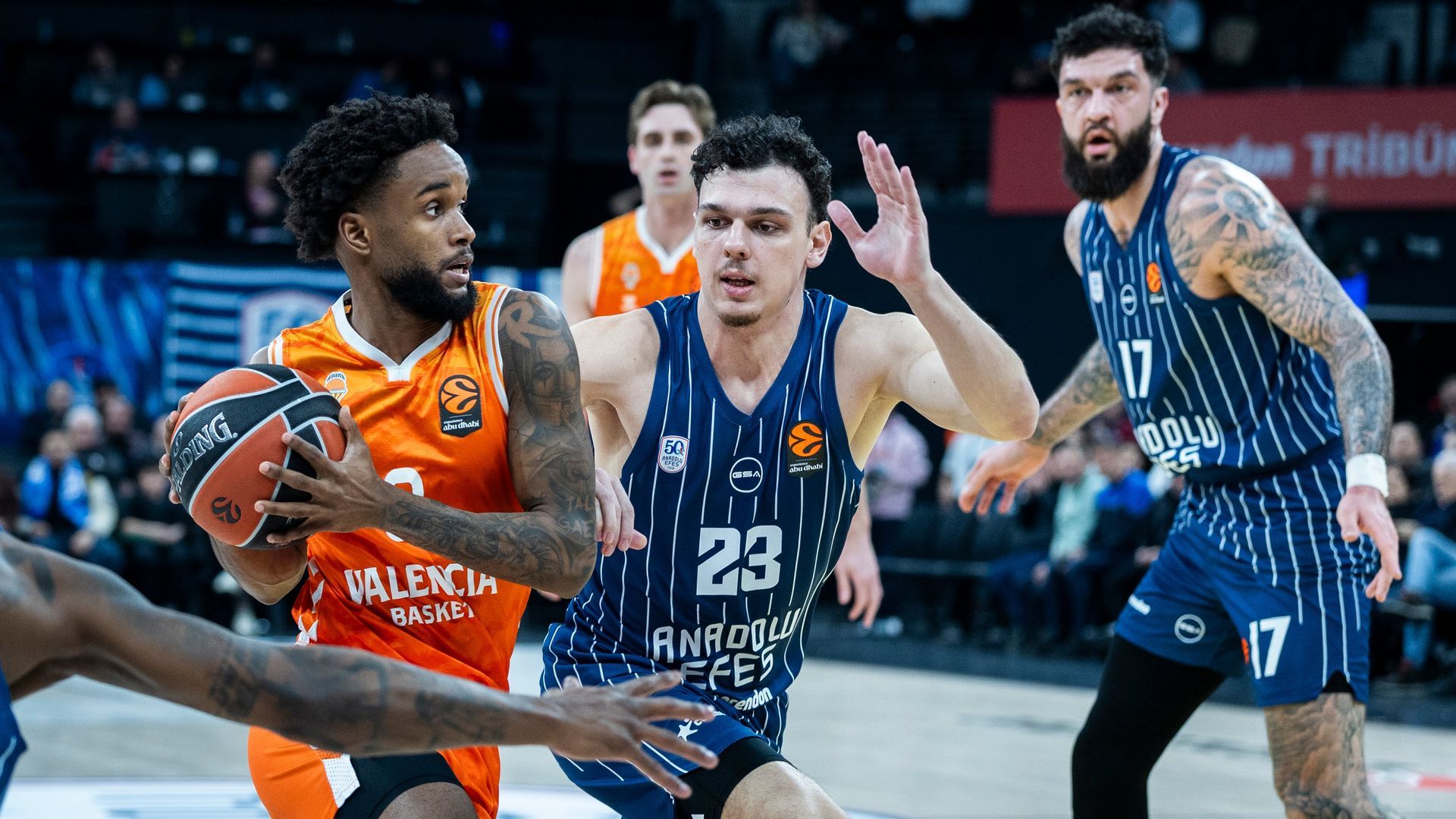 Valencia Basket se desconecta en Estambul (107-90)