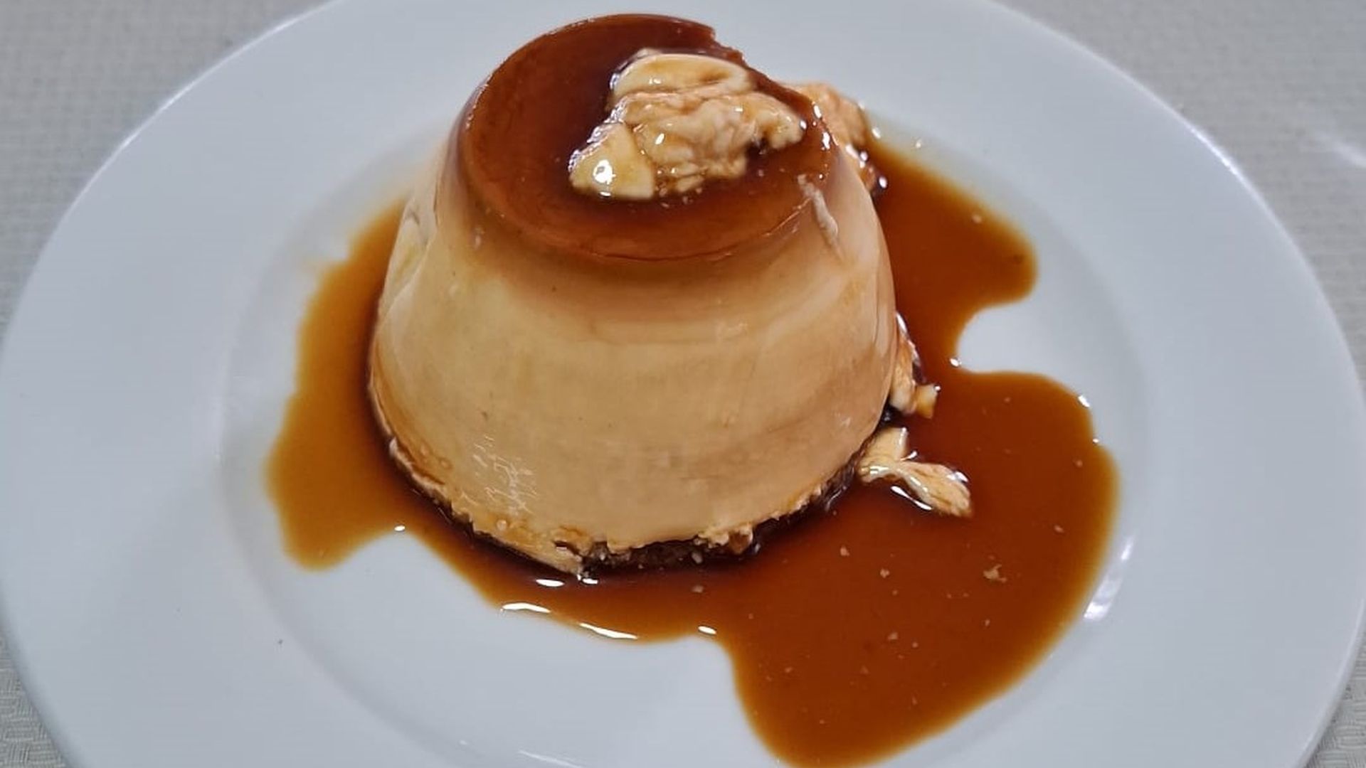 Su famoso flan de queso