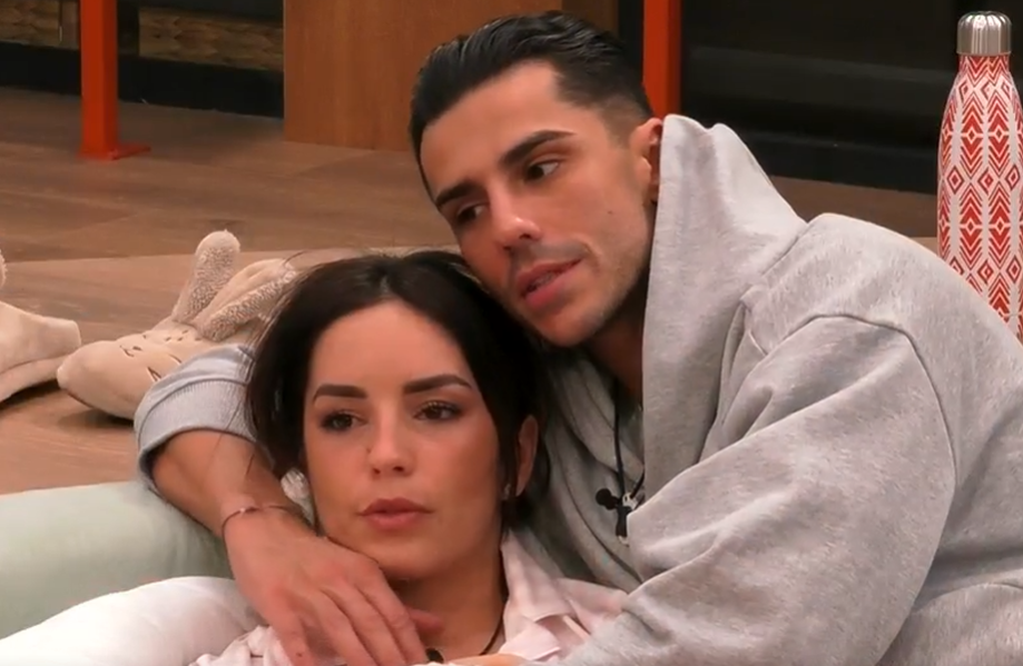 Anita y Andrea, muy pegados