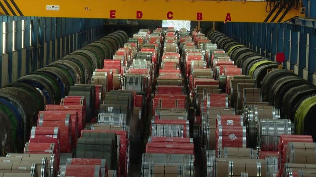 La imagen del colapso de mercancías en Cataluña: 42.000 bovinas de acero varadas