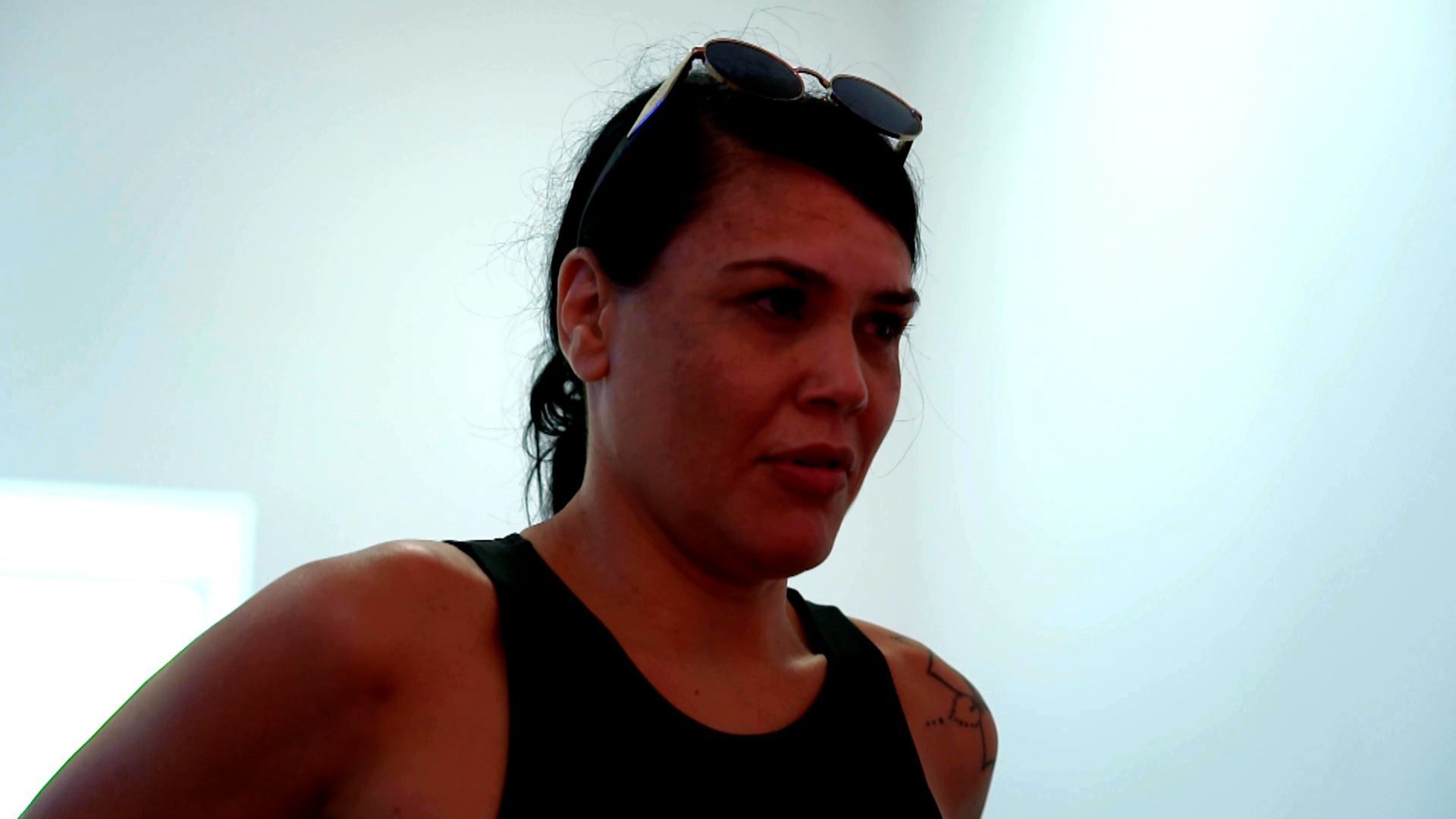 Abenohara Navarro se trata la lesión que padece