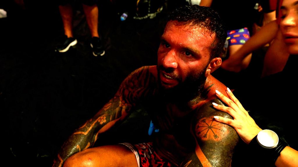 Franco Tenaglia, a punto de rendirse en su combate contra Ibrahim