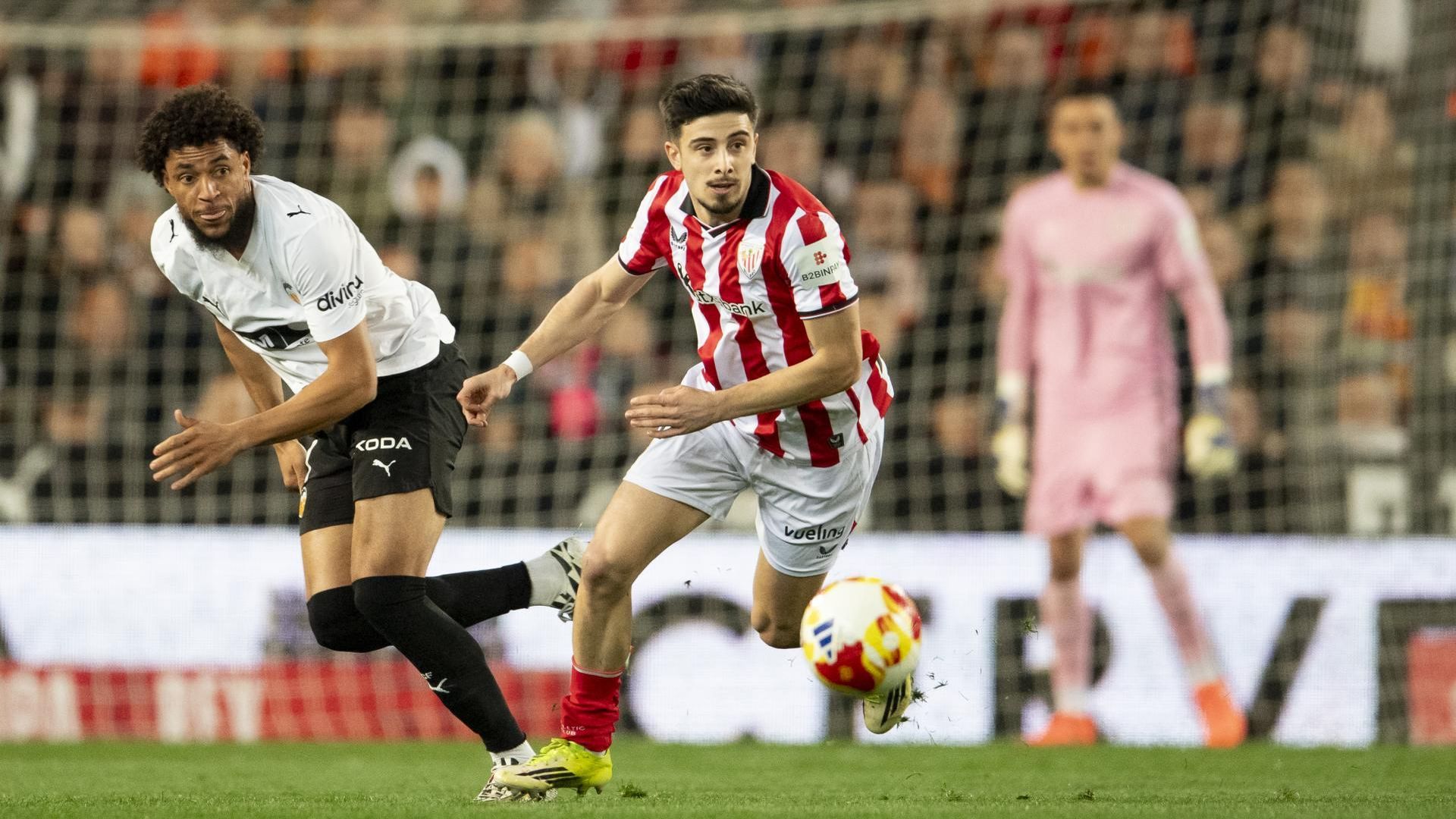 Nico Serrano da un recital en Copa ante el Valencia