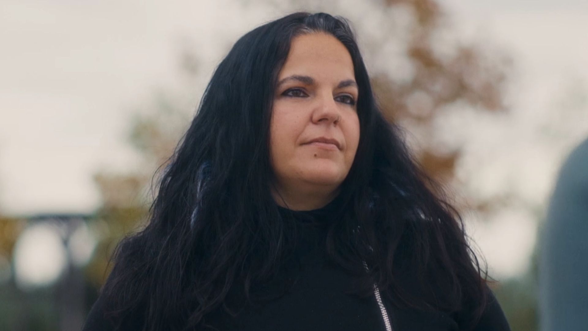 Estos son los diferentes roles de las mujeres dentro de las bandas latinas dependiendo a cuál pertenezcan: "Están las santas, las putas o las usadas"