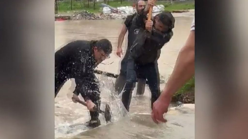Grazalema, la lucha por desaguar el acuífero, a contrarreloj