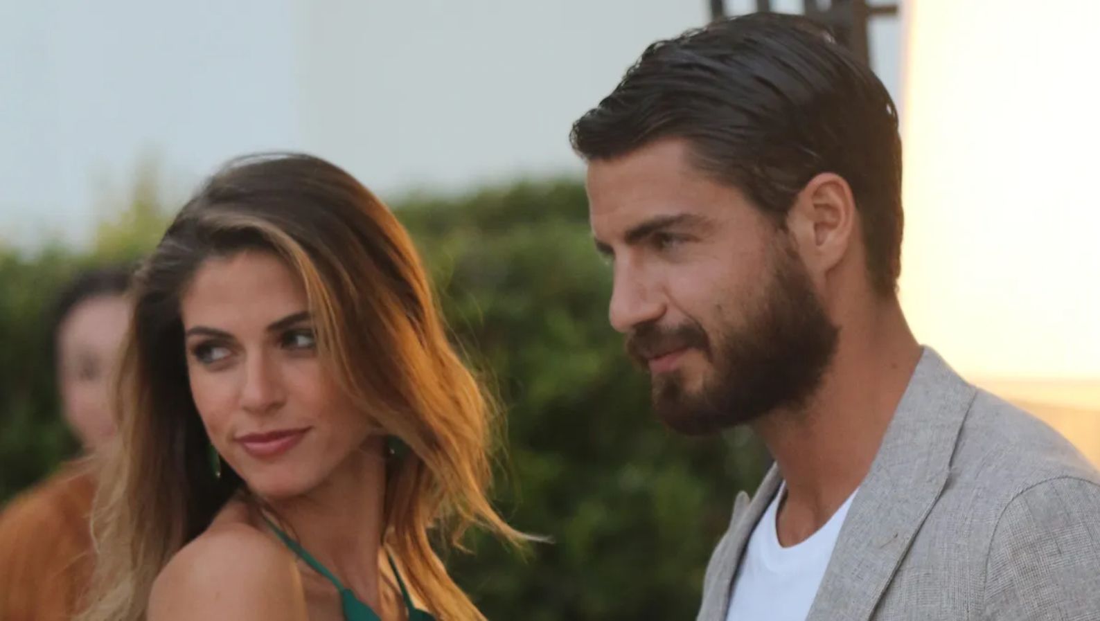 Maxi Iglesias y Stephanie Cayo en una imagen de archivo