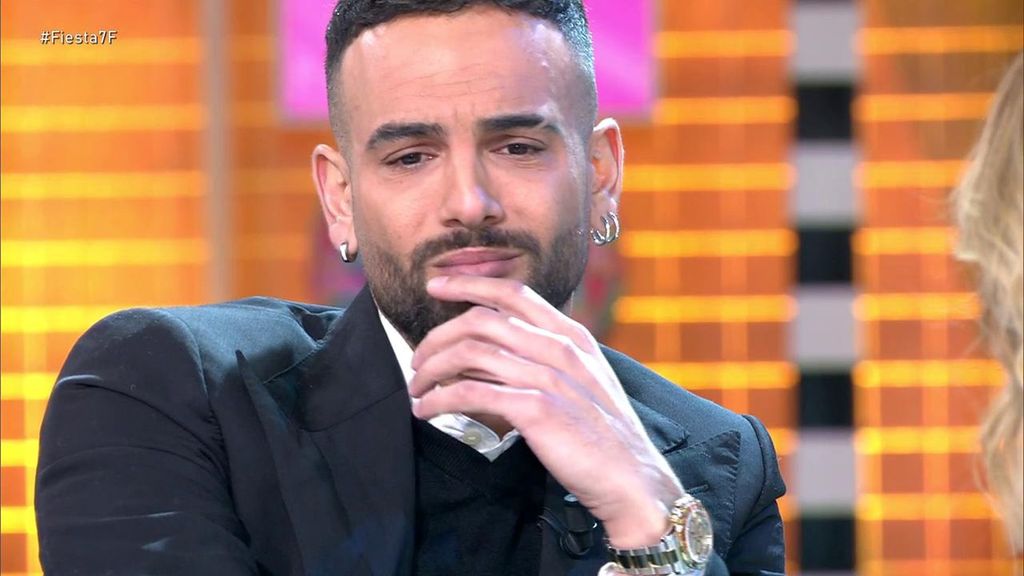 Manuel Cortés, decepcionado con Gloria Camila, se derrumba con Emma García al dar su versión del enfrentamiento Fiesta 2026 Top Vídeos 1011