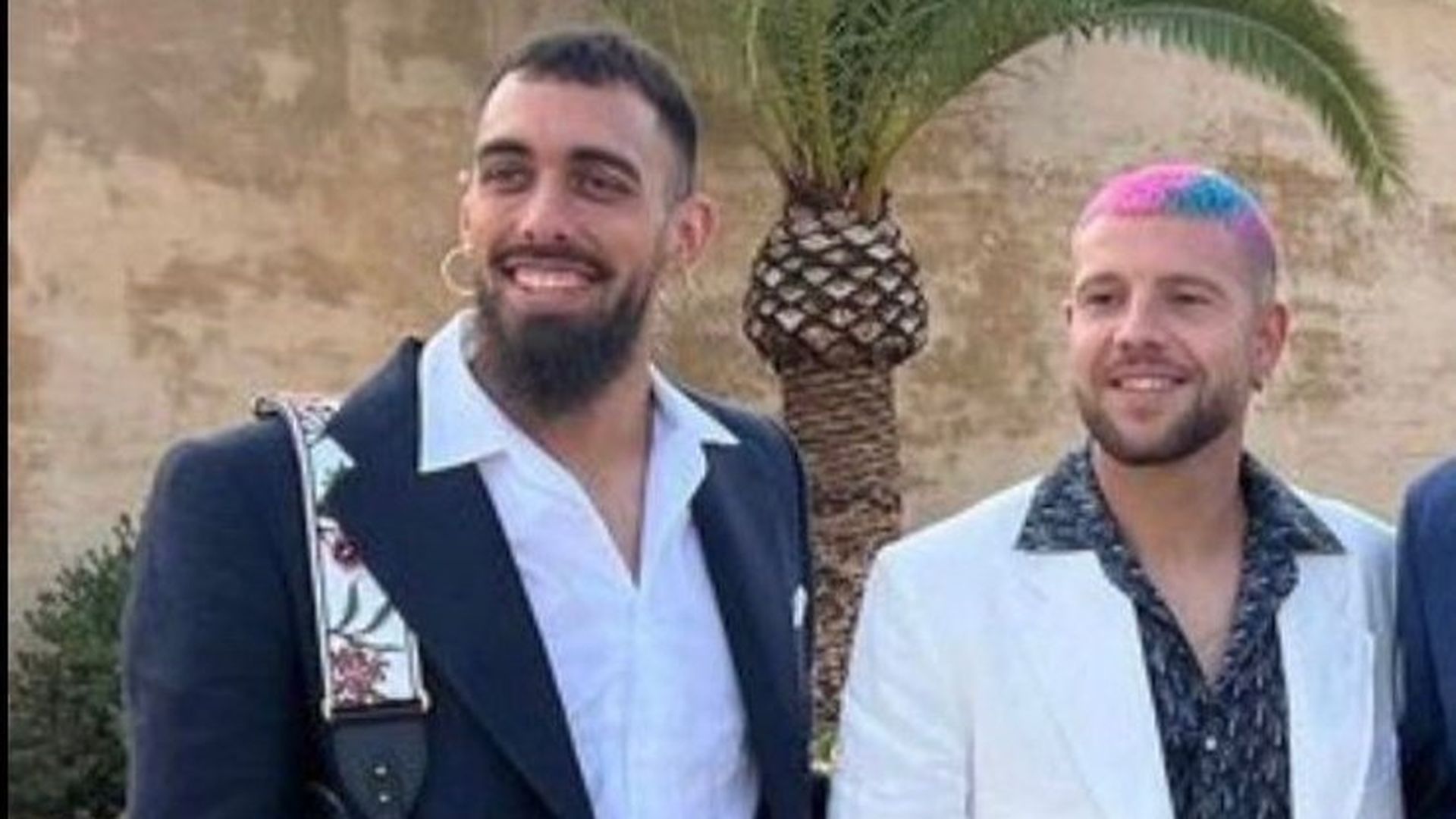 Borja Iglesias y Aitor Ruibal en una boda