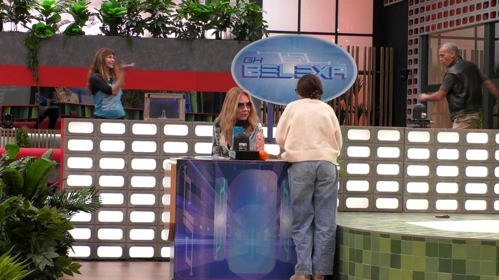 Cristina y Carlos bailan